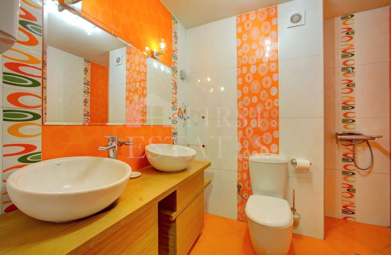 De inchiriat  Birou Sofia , Crâstova vada , 220 mp | 53198123 - imagine [8]