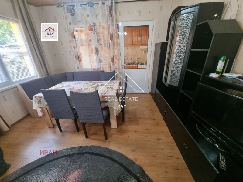 Дава под наем КЪЩА, гр. Стара Загора, ОРБ, снимка 4 - Къщи - 52522405