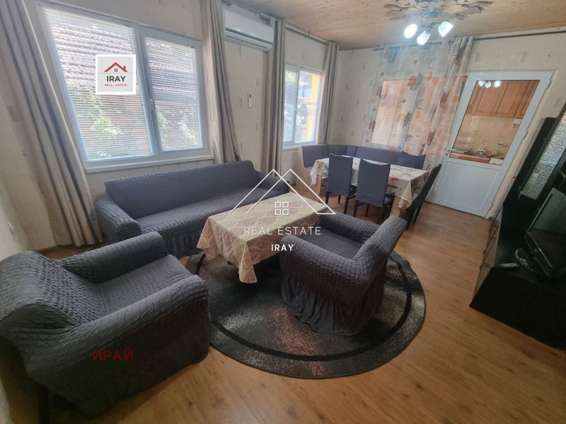 Дава под наем КЪЩА, гр. Стара Загора, ОРБ, снимка 3 - Къщи - 52522405