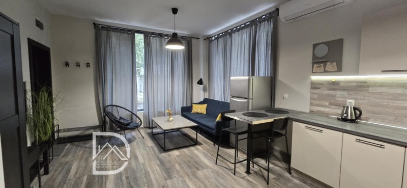 For Rent  1 bedroom Varna , Tsentralna poshta , 60 sq.m | 29865421