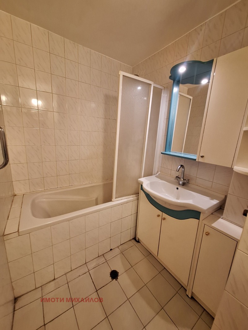 Zu vermieten  2 Schlafzimmer Sofia , Lozenez , 90 qm | 63248797 - Bild [6]
