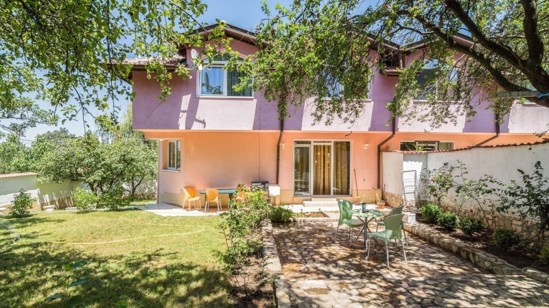En renta  Casa Sofia , Dragalevtsi , 350 metros cuadrados | 81332499