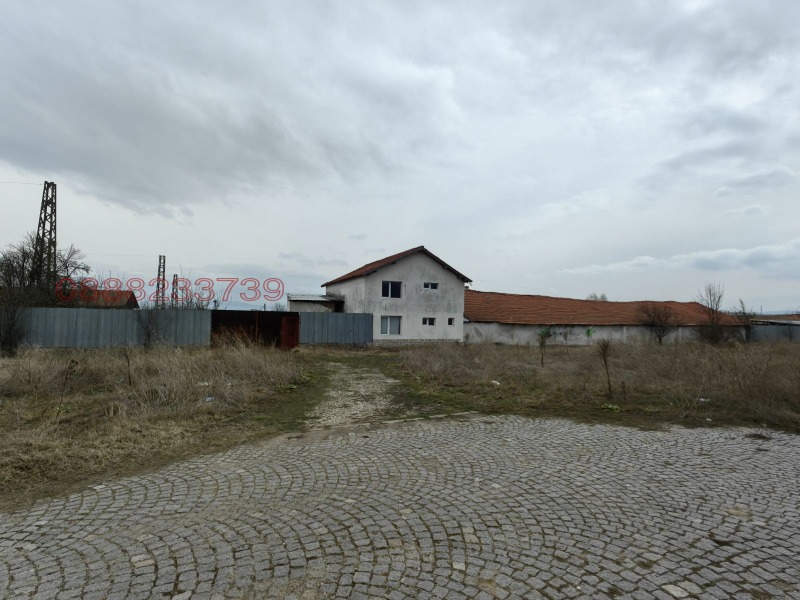 Дава под наем ПРОМ. ПОМЕЩЕНИЕ, гр. Разлог, област Благоевград, снимка 2 - Производствени сгради - 52783095