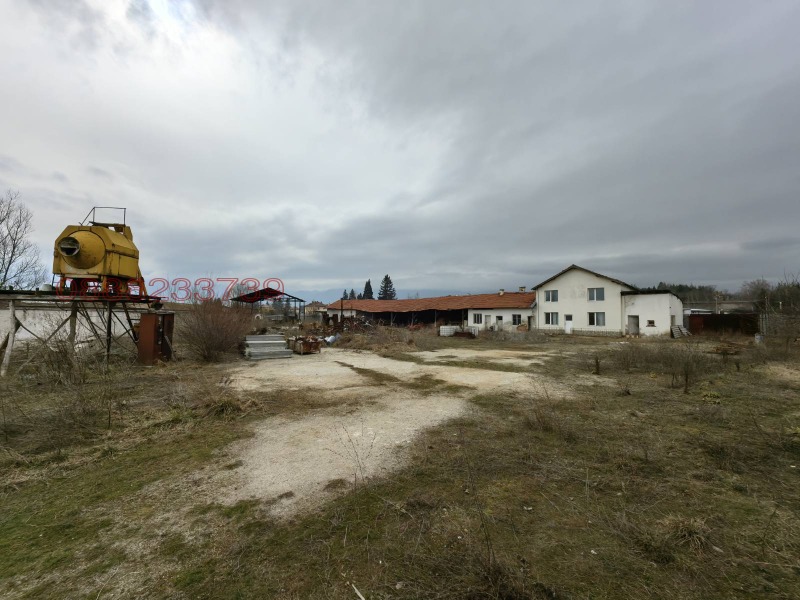 Дава под наем ПРОМ. ПОМЕЩЕНИЕ, гр. Разлог, област Благоевград