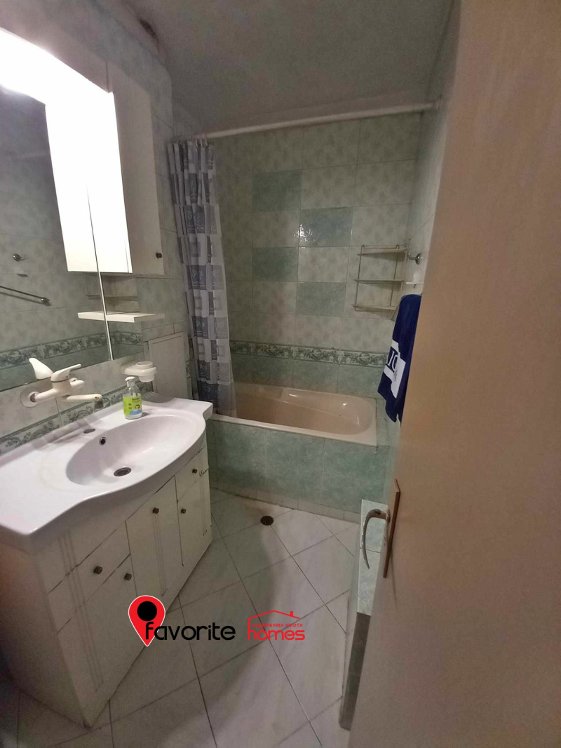 Дава под наем  3-стаен град Шумен , Пазара , 80 кв.м | 93805934 - изображение [12]