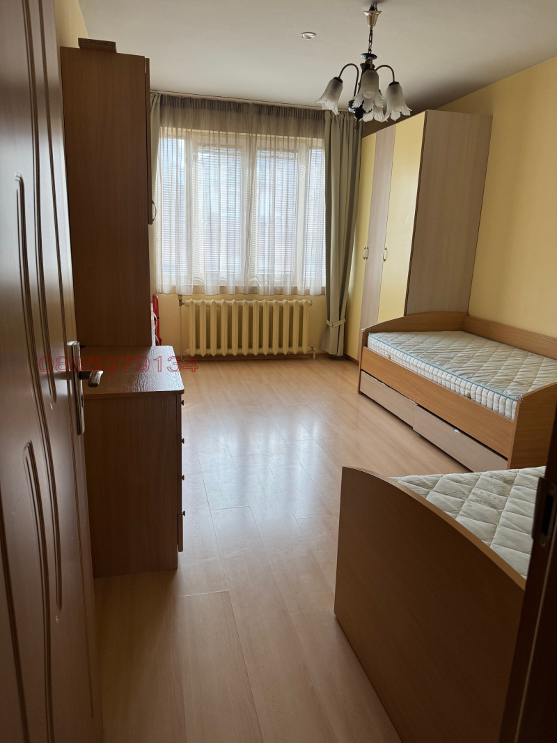 Дава под наем 3-СТАЕН, гр. София, Лозенец, снимка 8 - Апартаменти - 52648347