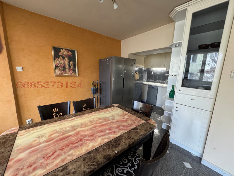 Дава под наем 3-СТАЕН, гр. София, Лозенец, снимка 4 - Апартаменти - 52648347