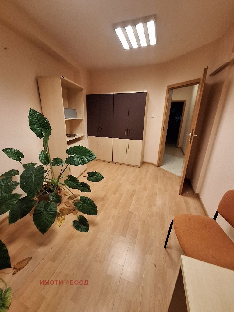 Kiralık  Ofis Sofia , Strelbişe , 90 metrekare | 18866437 - görüntü [13]