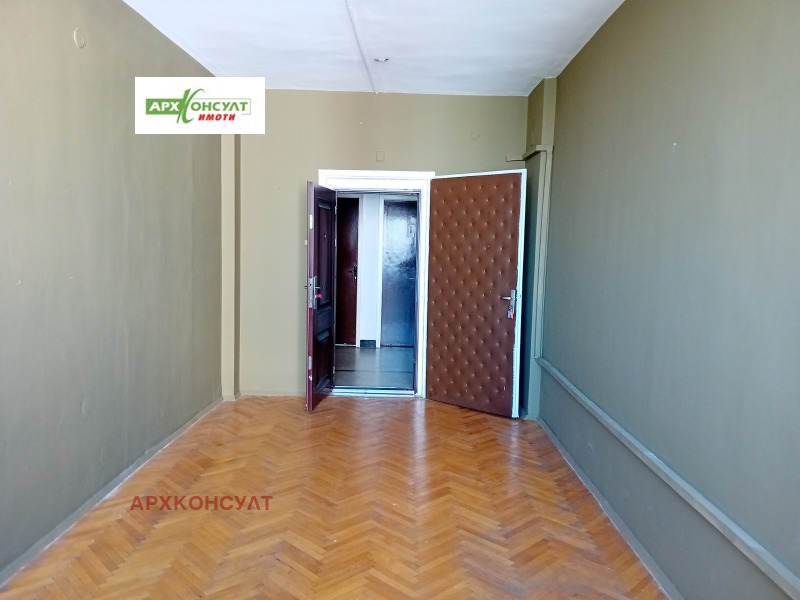 Под наем ОФИС, град София, Гео Милев • 136 € • 78899892 — Holmes.bg