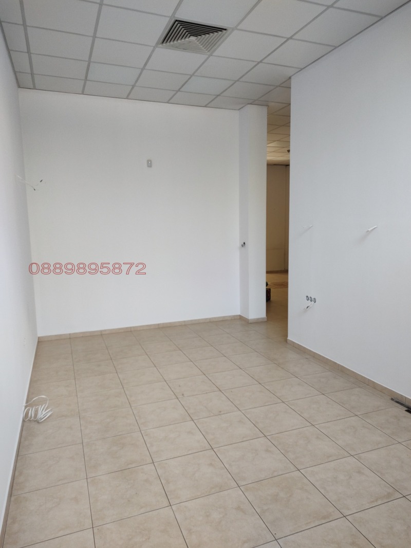 For Rent  Shop Sofia , Gotse Delchev , 217 sq.m | 62851817 - image [11]
