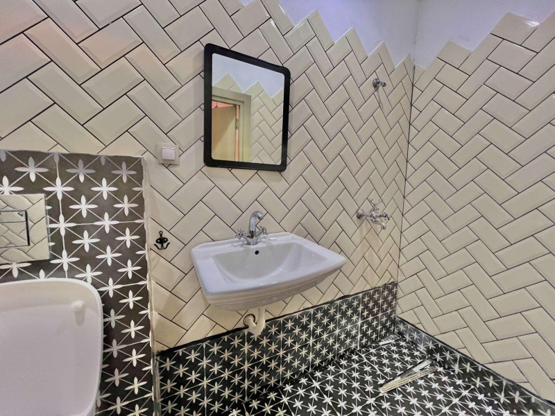 Дава под наем 1-СТАЕН, гр. Варна, Център, снимка 4 - Апартаменти - 52801375