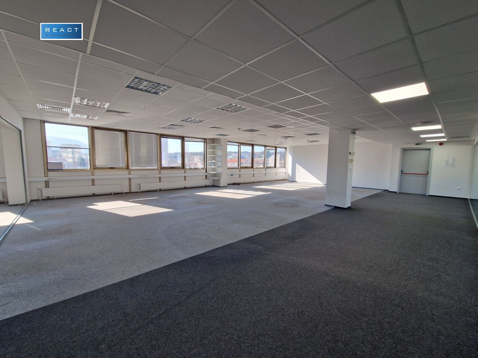 Дава под наем ОФИС, гр. София, Изток, снимка 2 - Офиси - 49369910