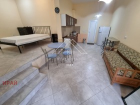 Estudio Tri chuchura - tsentar, Stara Zagora 8