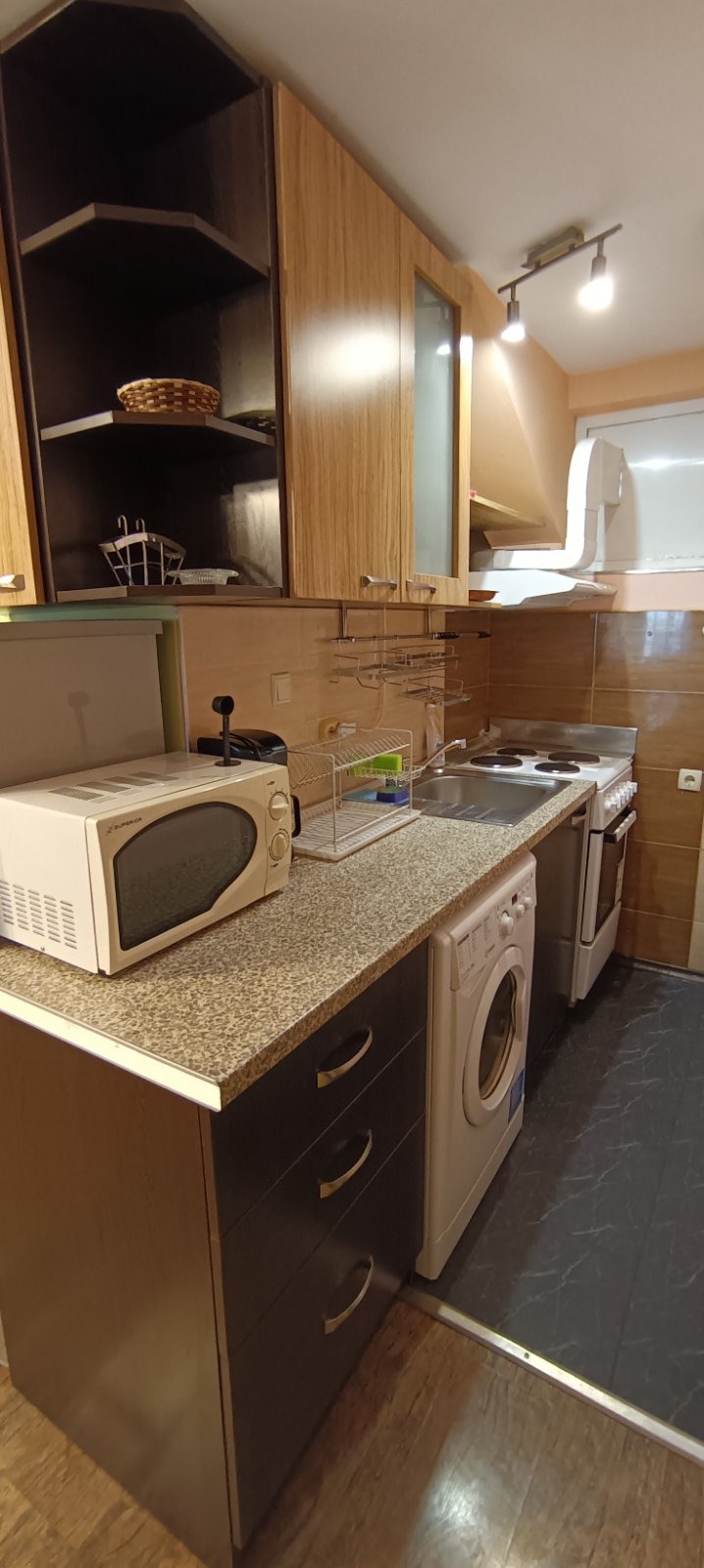 Дава под наем 2-СТАЕН, гр. Пловдив, Кършияка, снимка 4 - Апартаменти - 55108070