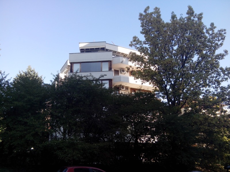 Дава под наем АТЕЛИЕ, ТАВАН, гр. София, Изгрев, снимка 3 - Апартаменти - 53595256