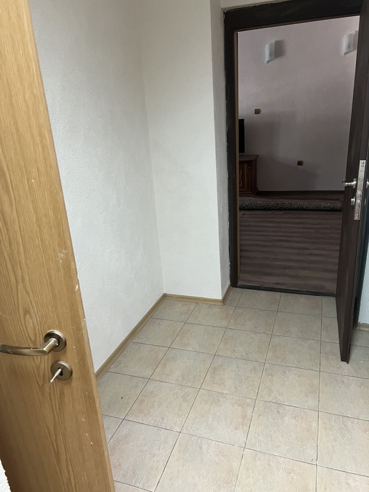 Дава под наем МНОГОСТАЕН, гр. София, Център, снимка 11 - Апартаменти - 56223559