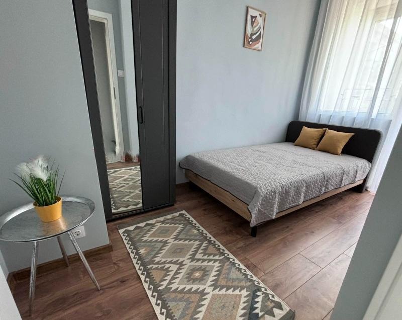 Zu vermieten  2 Schlafzimmer Sofia , Zentar , 90 qm | 56714503 - Bild [4]