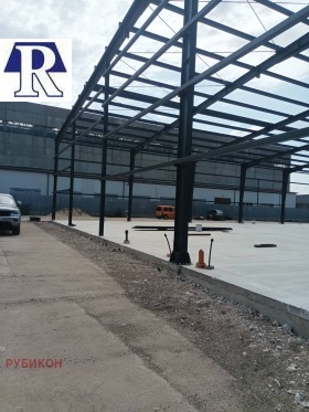 Storage Industrialna zona - Yug, Plovdiv 1