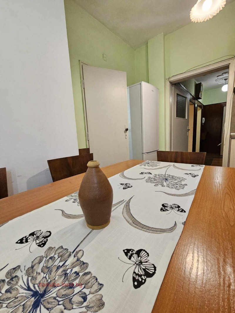 Προς ενοικίαση  1 υπνοδωμάτιο Ρυσε , ΤΣενταρ , 68 τ.μ | 37612680 - εικόνα [4]
