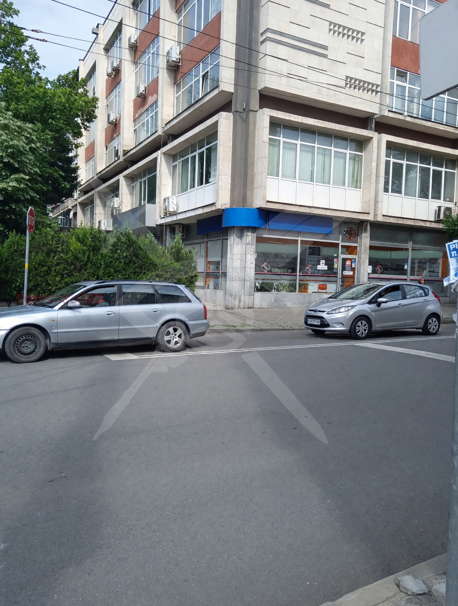 Дава под наем МАГАЗИН, гр. Стара Загора, Център