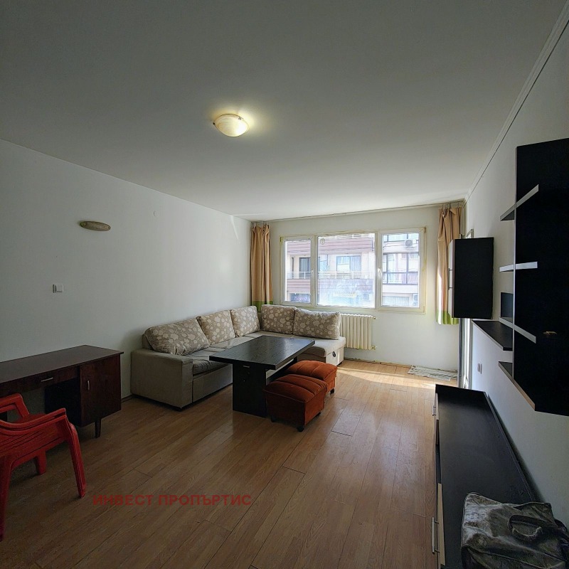 Издаје се  1 спаваћа соба Софија , Борово , 65 м2 | 38154862 - слика [3]