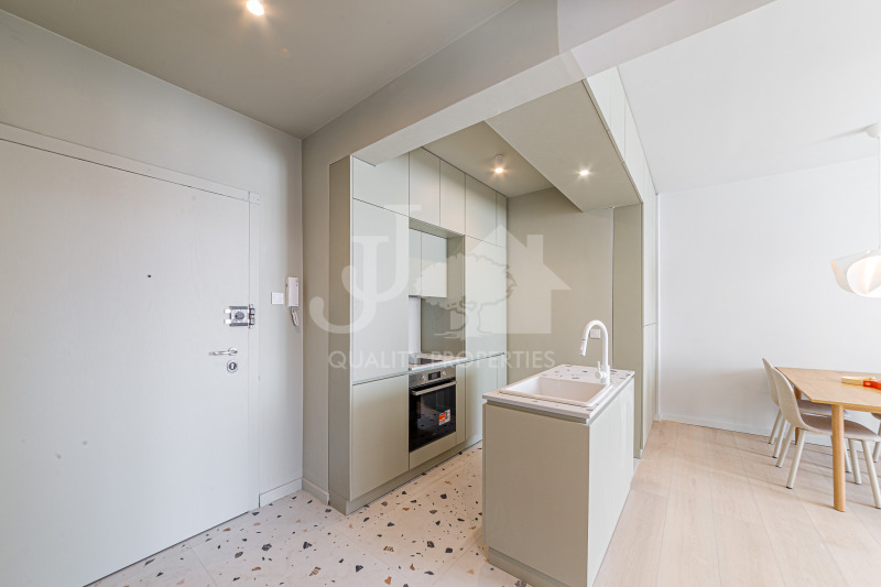 Дава под наем 3-СТАЕН, гр. София, Център, снимка 5 - Апартаменти - 52414088