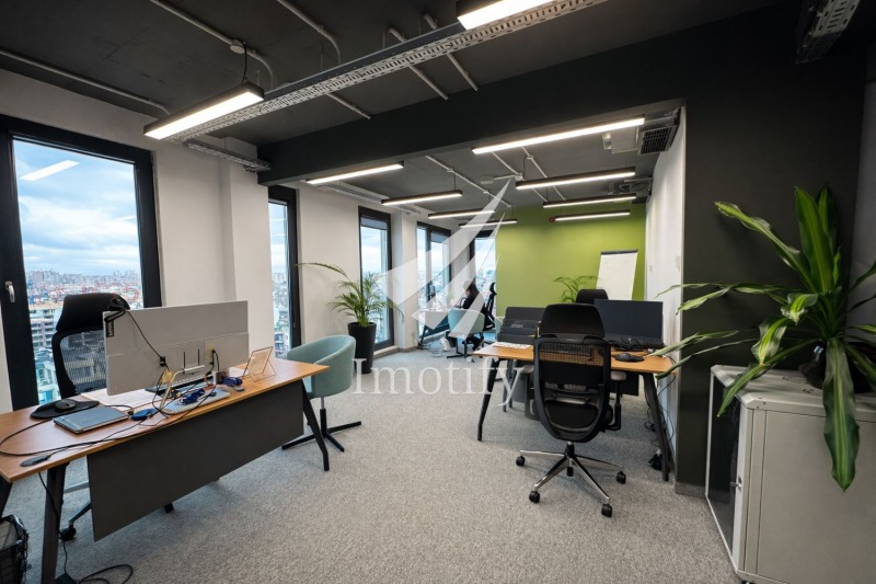 Дава под Наем ОФИС в град София, Център - 183 кв.м / 2 379 € » 4 652.92 лв., ИМОТИФАЙ
