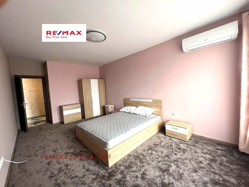 En renta  1 dormitorio Varna , k.k. Sv.Sv. Konstantin i Elena , 80 metros cuadrados | 40990961 - imagen [4]