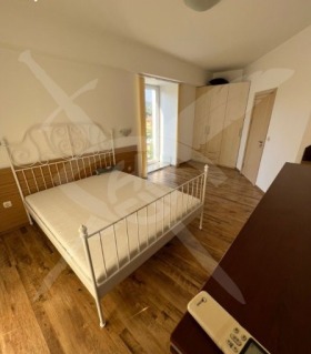 2 Schlafzimmer m-t Ewksinograd, Warna 5