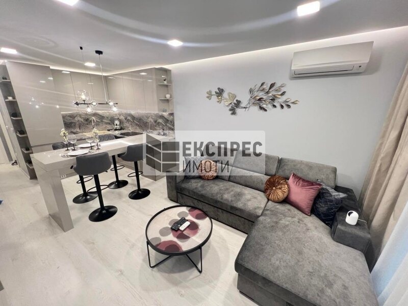 De inchiriat  1 dormitor Varna , Liatno cino Traciia , 65 mp | 75862968