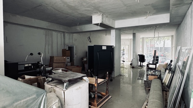 Дава под наем МАГАЗИН, гр. Бургас, област Бургас, снимка 11 - Магазини - 52653575