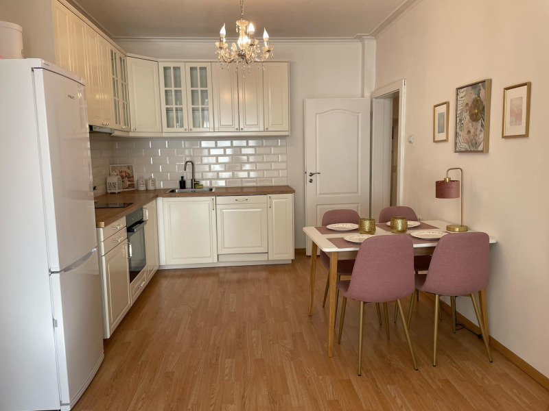 K pronájmu  1 ložnice Sofia , Centar , 75 m2 | 82978201 - obraz [2]