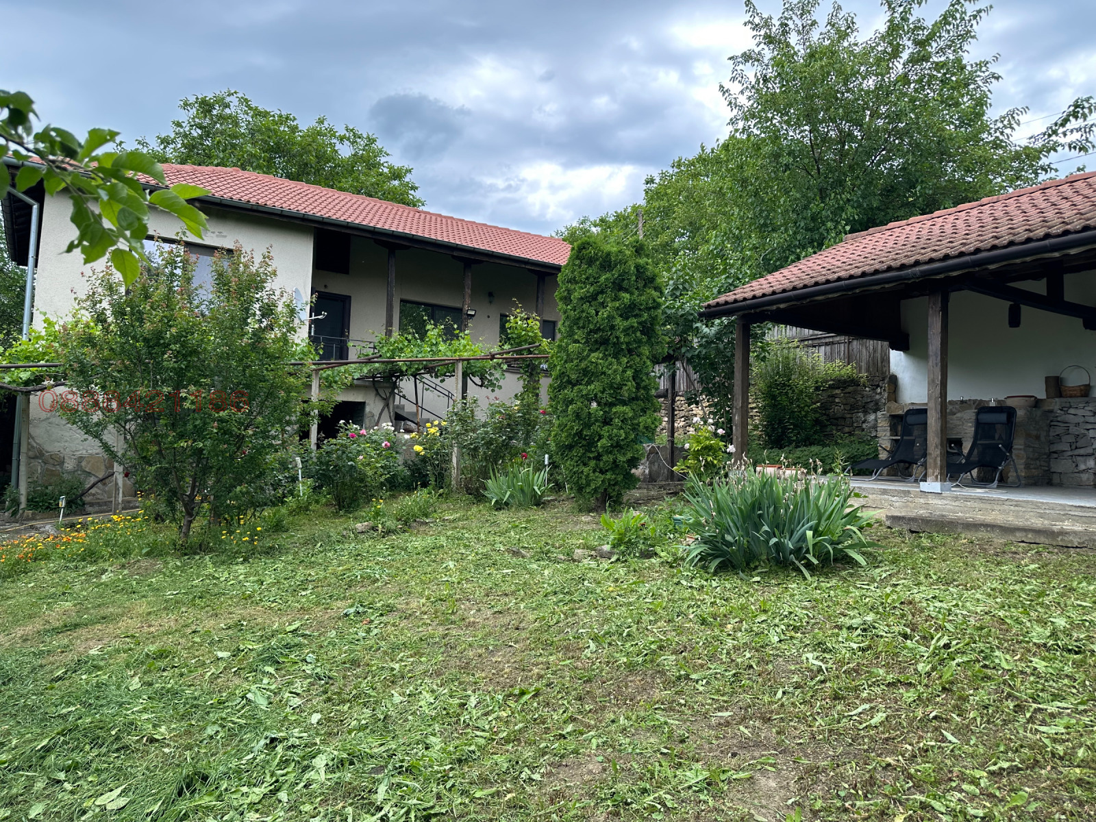 Дава под наем КЪЩА, с. Деветаки, област Ловеч, снимка 2 - Къщи - 54727292