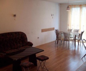 1 dormitorio Zona B-18, Sofia 3