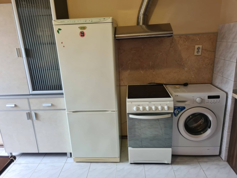 Do wynajęcia  1 sypialnia Plowdiw , Centar , 65 mkw | 33768442 - obraz [3]
