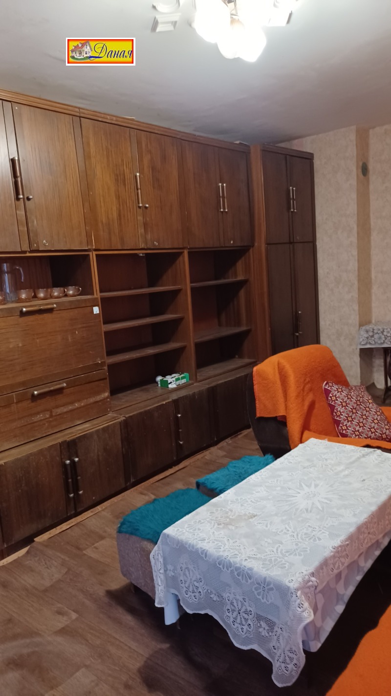 Дава под наем 3-СТАЕН, гр. Враца, Дъбника, снимка 4 - Апартаменти - 53333064