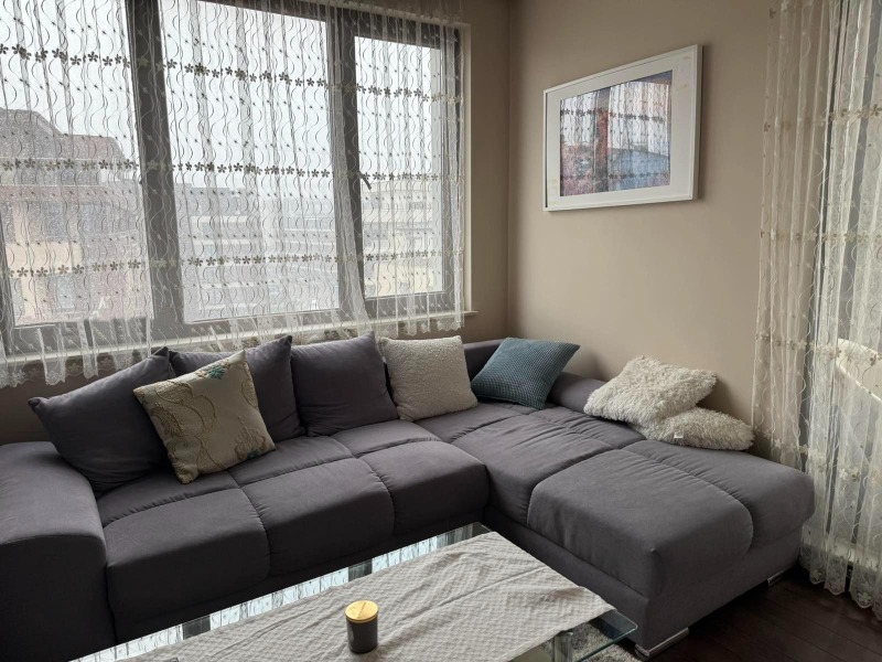 Дава под нем  3-стаен, град София, Малинова долина •  850 EUR • ID 21659341 — holmes.bg - [1] 