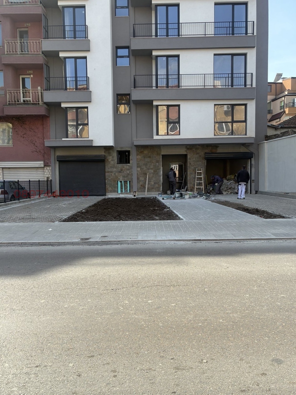 Дава под наем ГАРАЖ, ПАРКОМЯСТО, гр. Варна, Център