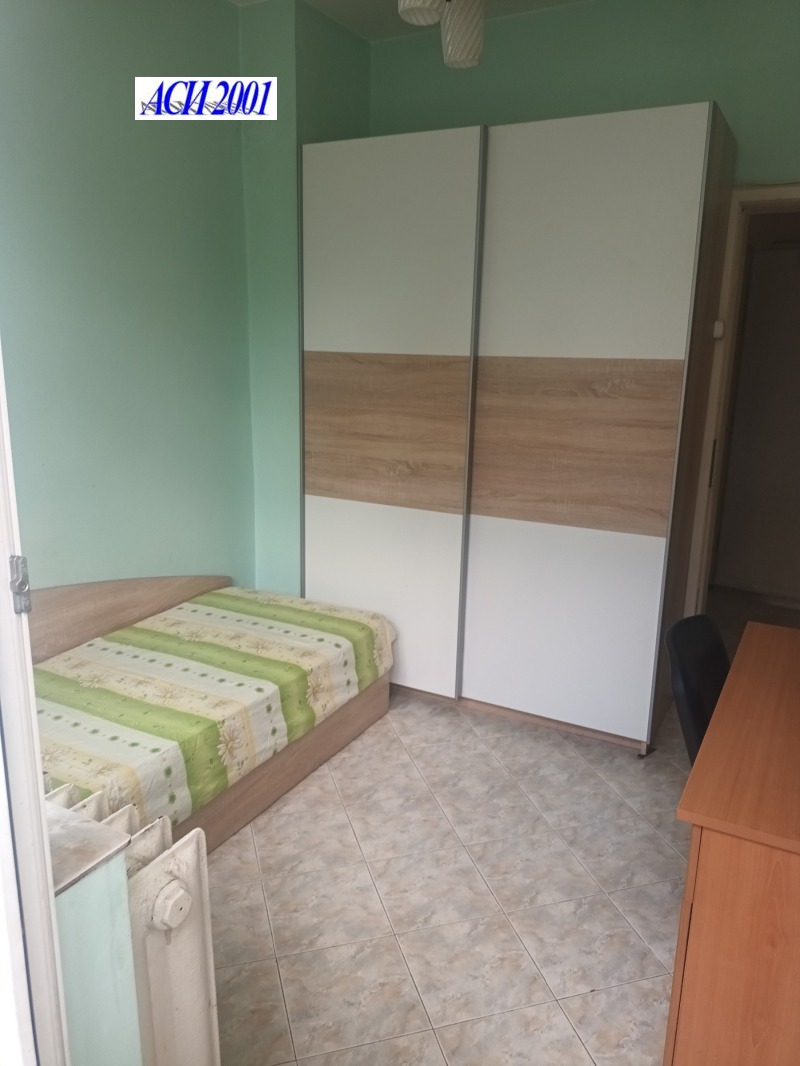 A louer  Chambre Sofia , Tsentar , 15 m² | 57296379