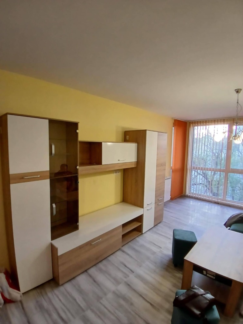 Дава под наем 2-СТАЕН, гр. София, Зона Б-5, снимка 3 - Апартаменти - 52660304