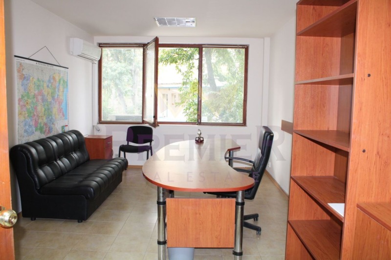 Kiadó  Hivatal Varna , Centar , 62 négyzetméter | 60355658 - kép [2]