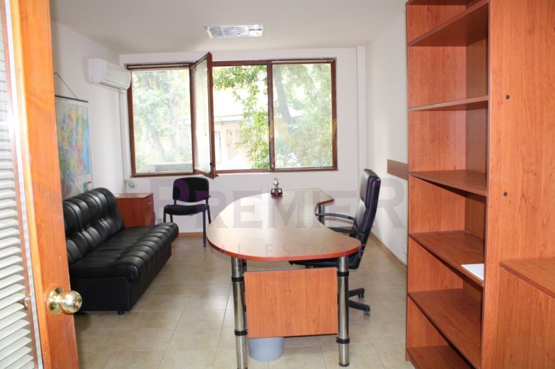 Kiadó  Hivatal Varna , Centar , 62 négyzetméter | 60355658 - kép [10]