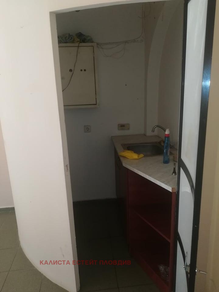 A louer  Boutique Plovdiv , Karchiyaka , 23 m² | 66587326 - image [3]