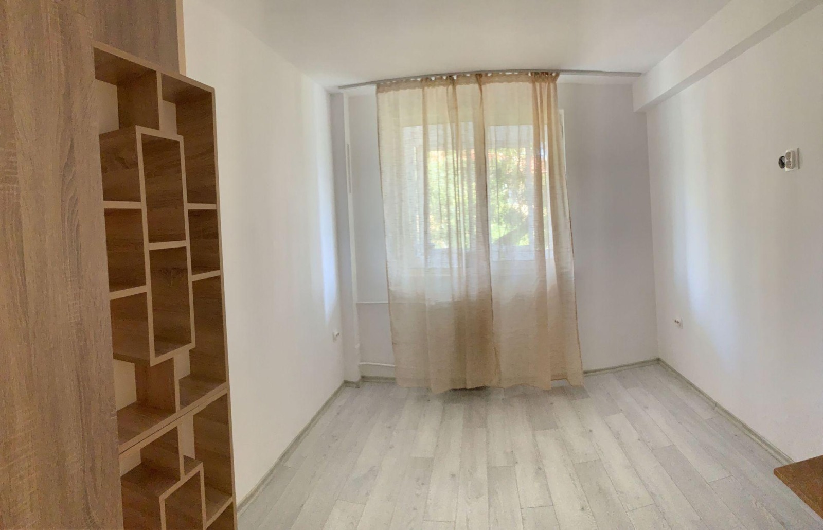 Дава под наем 3-СТАЕН, гр. София, Лагера, снимка 8 - Апартаменти - 54638509