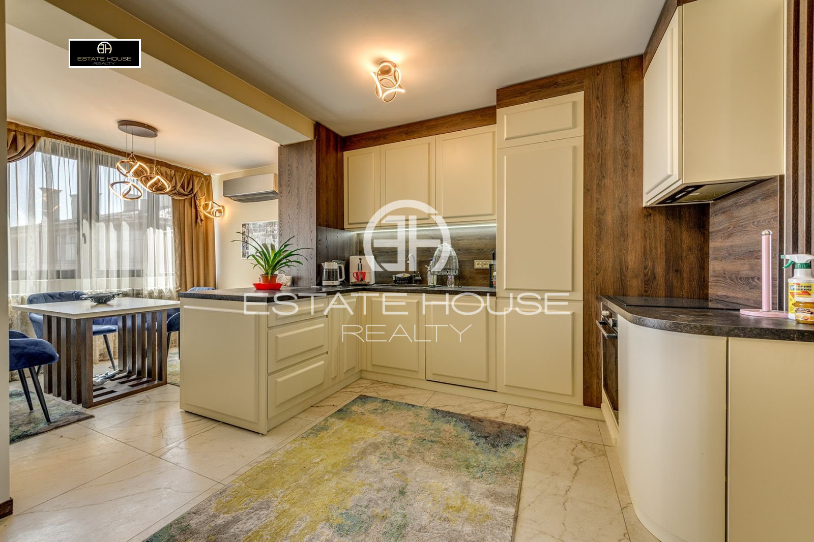 Дава под наем 2-СТАЕН, гр. София, Център, снимка 4 - Апартаменти - 54126175