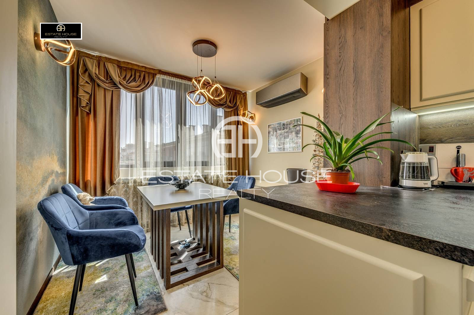 Дава под наем 2-СТАЕН, гр. София, Център