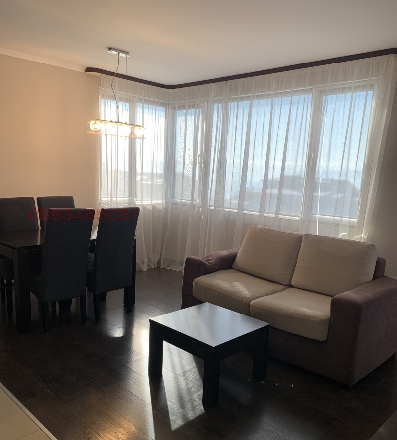 Дава под наем 3-СТАЕН, гр. Велико Търново, Колю Фичето, снимка 5 - Апартаменти - 52780107