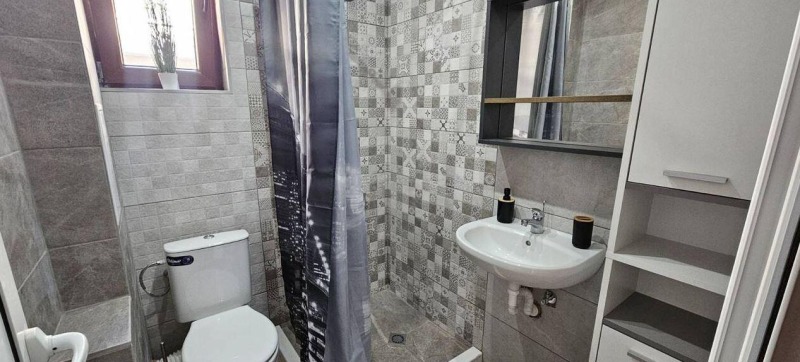 För uthyrning  2 sovrum Varna , Konfuto , 62 kvm | 61551805 - bild [8]