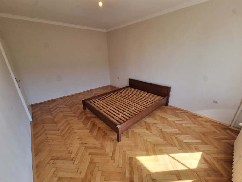 Издаје се  2 спаваће собе Софија , Бакстон , 86 м2 | 74916528 - слика [6]
