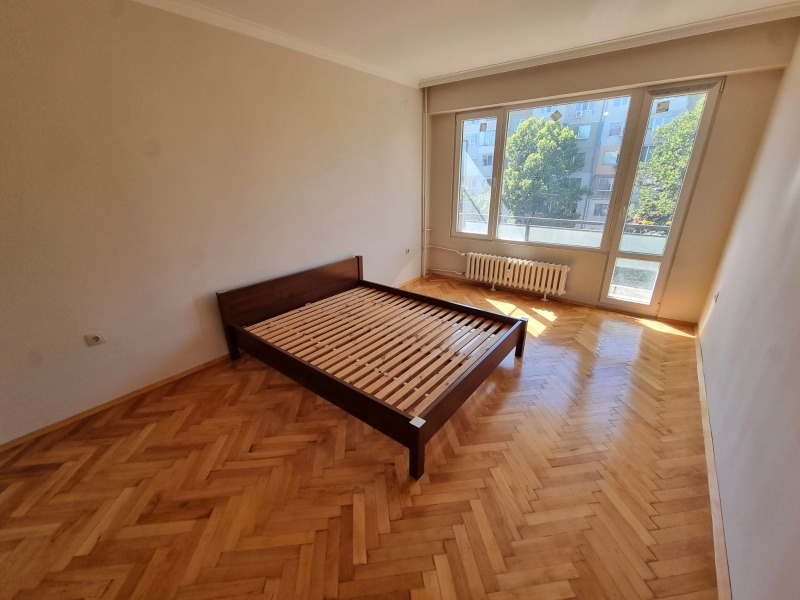 Издаје се  2 спаваће собе Софија , Бакстон , 86 м2 | 74916528 - слика [5]